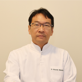 Dr. Ricardo Miyashita